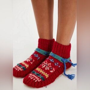 NWT| Free People French Knot Frosty Friends Slipper Socks In Fairisle Red  L